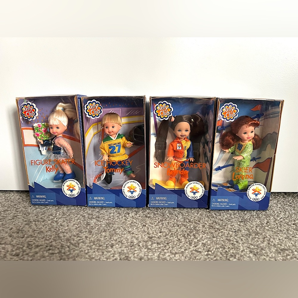Set of Kelly Club Olympic dolls